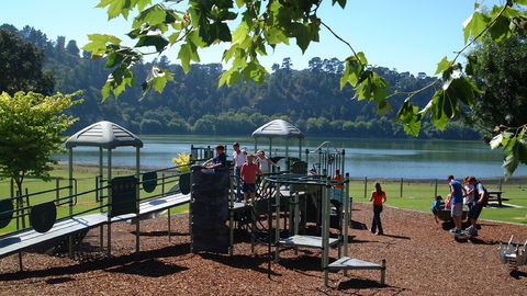Valley Lake Recreation Area - Tourism Brisbane 0