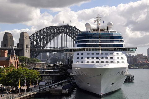 Shuttle Transfer From Sydney Airport To Cruise Ship Terminal At Circular Quay - Tourism Brisbane 1