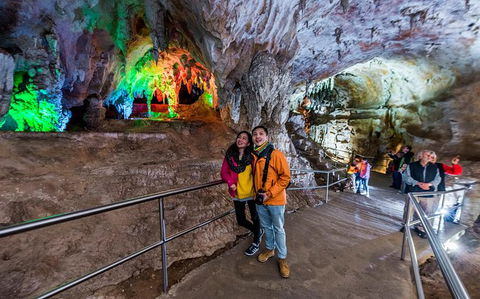 Jenolan Caves: Chifley Cave Tour - Brisbane Tourism 5