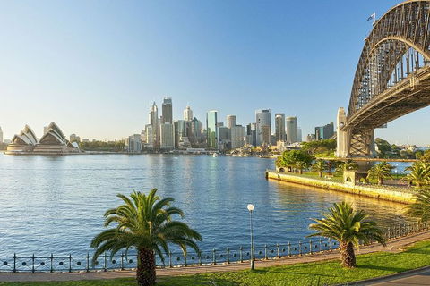 Sydney Airport Transfers : Sydney Airport SYD To Sydney City In Business Car - Tourism Brisbane 3
