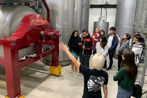 Hunter Valley Small Group Wine, Gin, Cheese & Chocolate Tour - Brisbane 4u 9