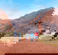 Explore Uluru 7 Hours Guide Tour at Sunrise with Light Breakfast - Tourism Brisbane