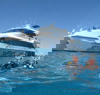 Silverswift Outer Great Barrier Reef Dive and Snorkel Cruise from Cairns