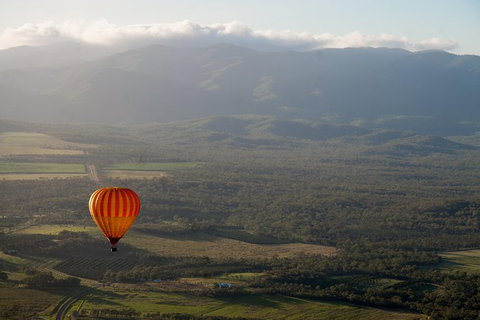 Hot Air Ballooning Tour From Cairns - Brisbane Tourism 7