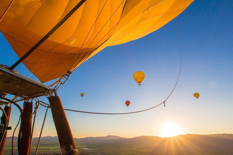 Hot Air Ballooning Tour From Cairns - Brisbane Tourism 1