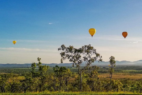 Hot Air Ballooning Tour From Cairns - Brisbane Tourism 4
