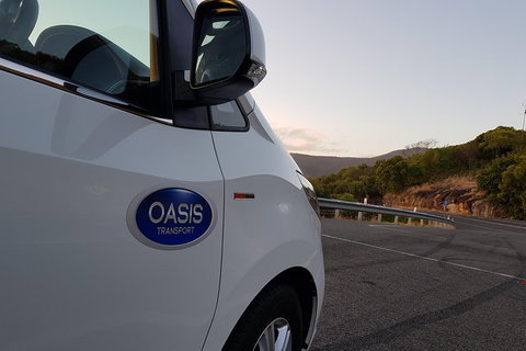 Luxury Van, Private Transfer, Cairns Airport - Port Douglas. - Brisbane Tourism 1