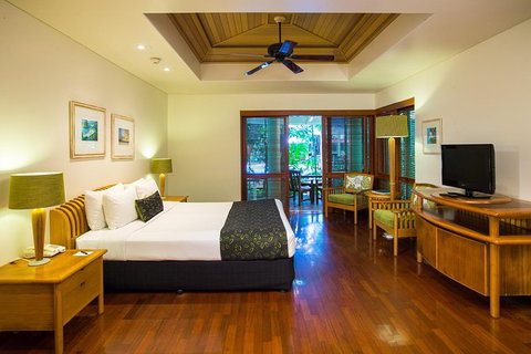 3-Day Green Island Great Barrier Reef Package From Cairns - Brisbane Tourism 3