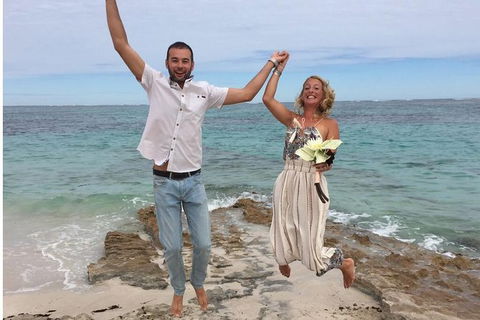 Elope In Paradise - Weddings At Mission Beach - Brisbane Tourism 1