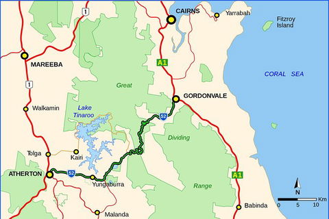 IMAX Private Transfer 7 Guests Cairns Airport To Hotels In Port Douglas - Brisbane 4u 1