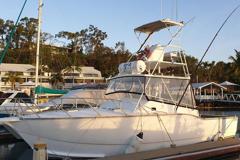 Adventure Fishing Combo Day - Fish, Swim, Whitehaven, Hill Inlet Bush Walking - Brisbane 4u 1