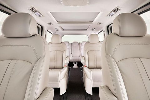Luxury Van, Private Transfer, Palm Cove - Cairns - Tourism Brisbane 1