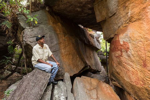 Half Day Aboriginal Rock Art Experience In Queensland - Brisbane 4u 7