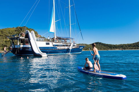 Day Sail The Whitsunday Islands On Atlantic Clipper From Airlie Beach - Brisbane Tourism 9
