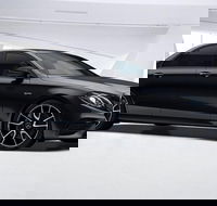 Gold Coast Airport Transfers  Airport OOL to Gold Coast City in Business Car