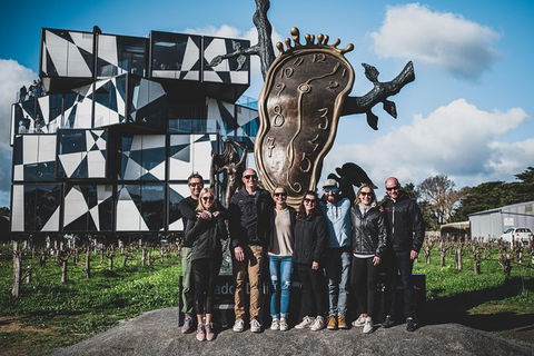 Luke\'s Wine Tour - Tourism Brisbane 0