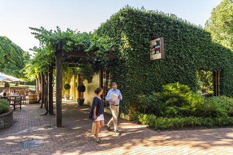 Yalumba Cooperage Tour - Brisbane Tourism 8