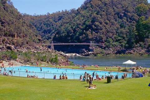 Launceston Wine & Sightseeing Tours - Tourism Brisbane 1