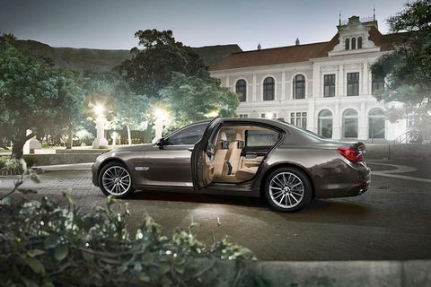 BMW Car Melbourne Airport To CBD - Brisbane 4u 3