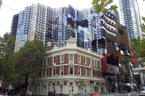 Arrival Private Transfers: Melbourne Airport MEL To Melbourne In Business Car - Brisbane Tourism 4