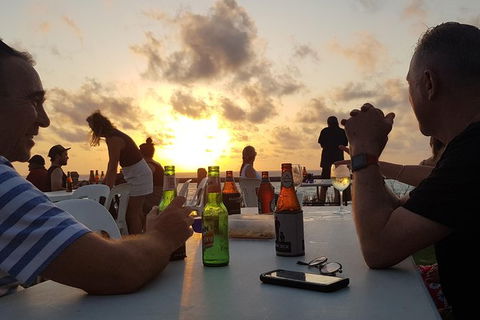 Salty Plum Social - Small Bar Walking Tour - Cable Beach Broome - Brisbane Tourism 7