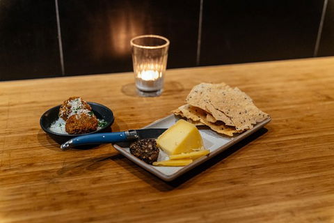 The Flavors Of Perth: Fremantle Wine & Bites Private Tour - Tourism Brisbane 4