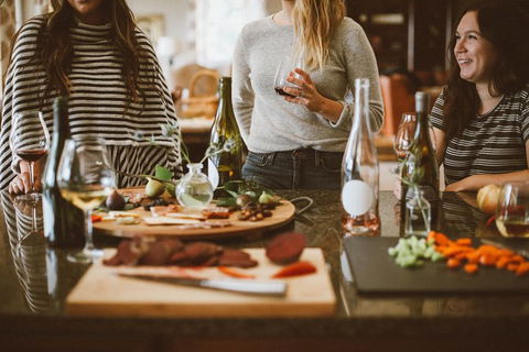 Full-Day Gourmet Wine Tour With Pick Up And Lunch - Tourism Brisbane 3