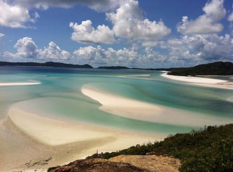 Whitsunday Dive Adventures - Tourism Brisbane 1