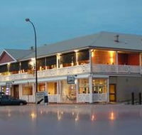 Seacliff Beach Hotel - Brisbane Tourism