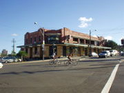 Duke Of Gloucester Hotel - Brisbane 4u 1