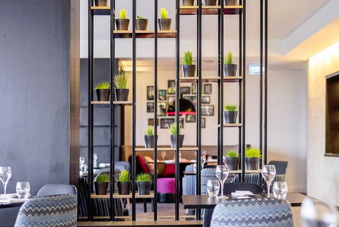 MRepublic Restaurant, Bar And Lounge - Brisbane 4u 3