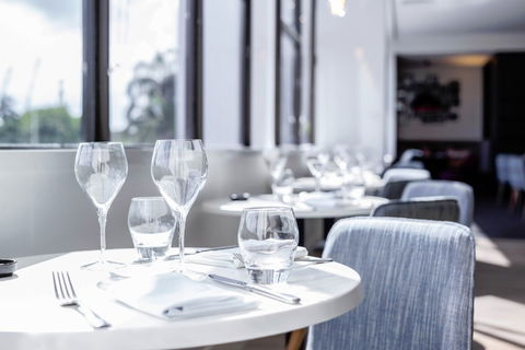 MRepublic Restaurant, Bar And Lounge - Brisbane 4u 7