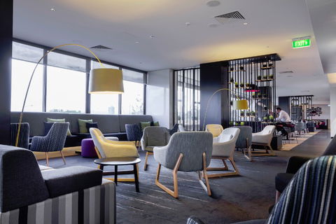 MRepublic Restaurant, Bar And Lounge - Brisbane 4u 9
