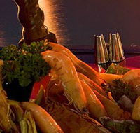 Golden Gondola Cruising - Tourism Brisbane