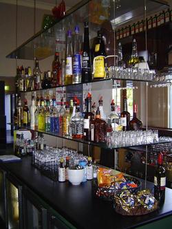 Black Swan Hotel - Brisbane Tourism 1