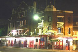 Captain Cook Hotel - Tourism Brisbane 1