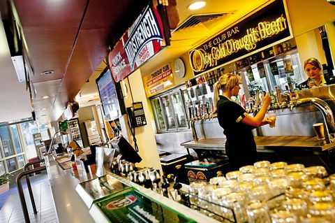 The Palmerston Sports Club Inc - Brisbane 4u 1