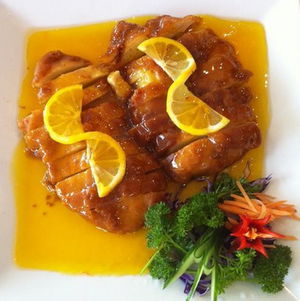 Chives Chinese & Thai Seafood Restaurant