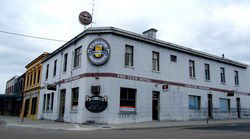 Club Hotel Bairnsdale - Brisbane 4u 2