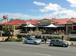 The Apollo Bay Hotel - Tourism Brisbane 3