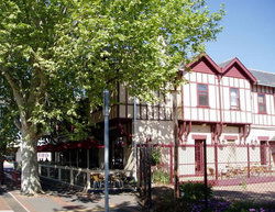 Flanagans Border Inn Hotel - Tourism Brisbane 3