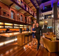Bluestone Wine Lounge - Brisbane Tourism