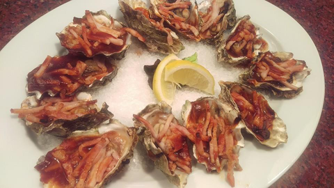 Dicey's Bar & Grill - Tourism Brisbane 3