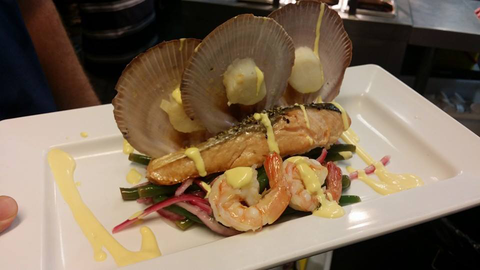 Dicey's Bar & Grill - Tourism Brisbane 4