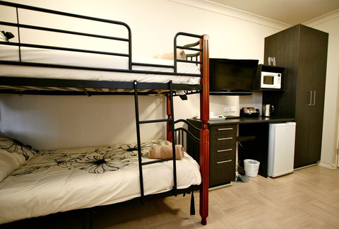 Station Hotel - Tourism Brisbane 3