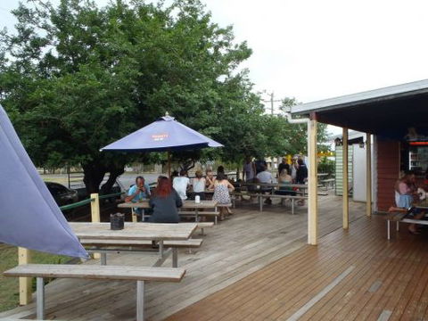 Maidenwell Hotel - Brisbane Tourism 2