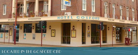 Hotel Gosford - Brisbane 4u 1