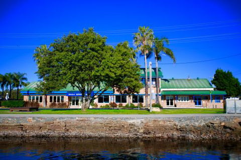 Tea Gardens Hotel–Motel - Tourism Brisbane 0