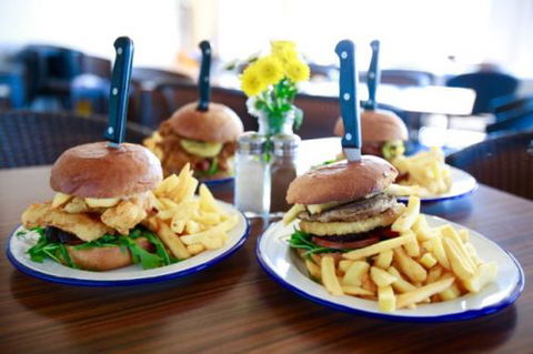 Tea Gardens Hotel–Motel - Tourism Brisbane 3