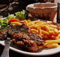 Lake Macquarie Hotel - Tourism Brisbane